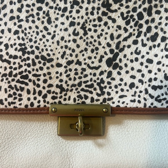 Fossil wristlet - Picture 2 of 3
